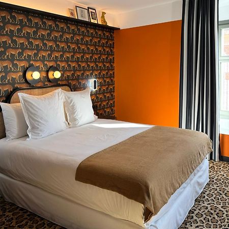 Hotel Divino & Apartments Figueres  Exterior photo